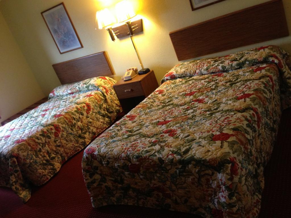 Executive Inn Pine Bluff Ruang foto