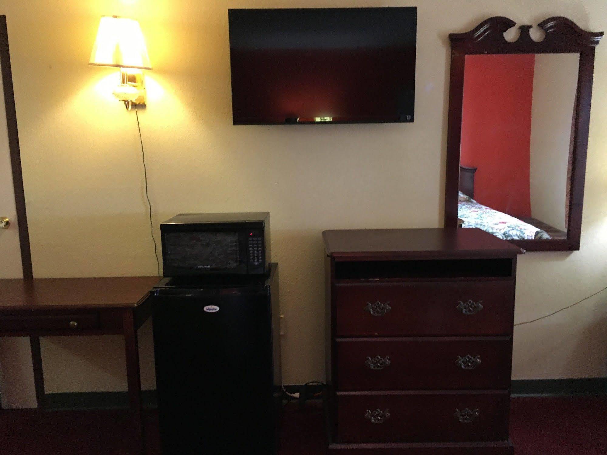 Executive Inn Pine Bluff Bagian luar foto